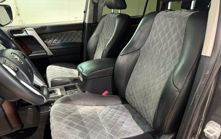 Toyota Land Cruiser Prado 150 рестайлинг 2, 2014 год, 3 410 000 рублей, 8 фотография