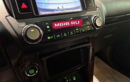 Toyota Land Cruiser Prado 150 рестайлинг 2, 2014 год, 3 410 000 рублей, 11 фотография