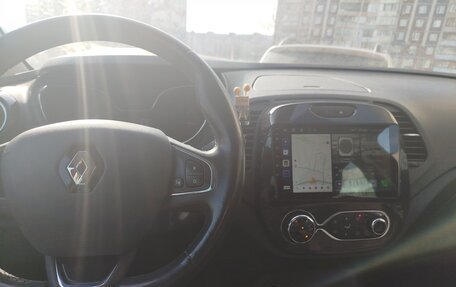 Renault Kaptur I рестайлинг, 2017 год, 1 160 000 рублей, 1 фотография