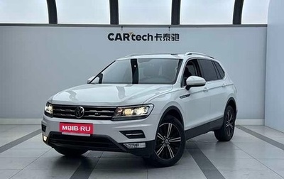 Volkswagen Tiguan II, 2021 год, 2 290 000 рублей, 1 фотография