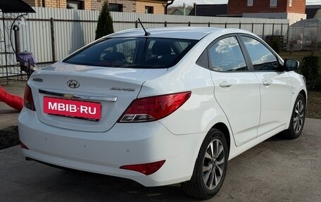 Hyundai Solaris II рестайлинг, 2015 год, 1 300 000 рублей, 4 фотография