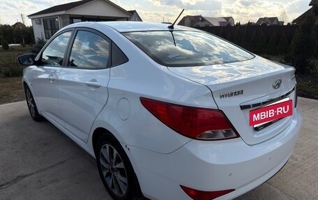 Hyundai Solaris II рестайлинг, 2015 год, 1 300 000 рублей, 8 фотография