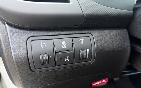 Hyundai Solaris II рестайлинг, 2015 год, 1 300 000 рублей, 16 фотография