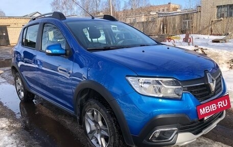 Renault Sandero II рестайлинг, 2021 год, 1 600 000 рублей, 2 фотография