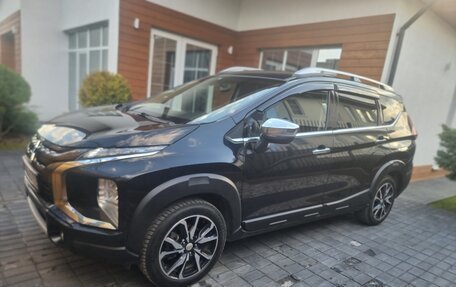 Mitsubishi Xpander, 2022 год, 2 050 000 рублей, 2 фотография