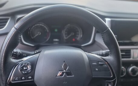 Mitsubishi Xpander, 2022 год, 2 050 000 рублей, 8 фотография