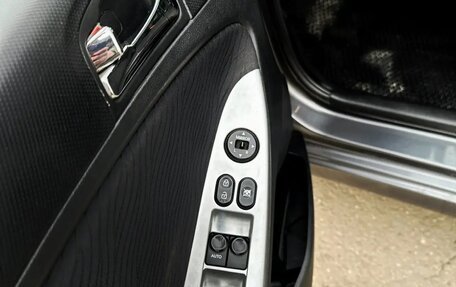 Hyundai Solaris II рестайлинг, 2011 год, 799 999 рублей, 9 фотография