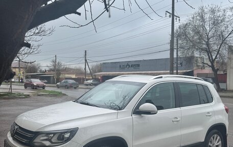 Volkswagen Tiguan I, 2012 год, 1 650 000 рублей, 2 фотография