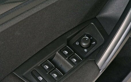 Volkswagen Tiguan II, 2017 год, 2 390 000 рублей, 31 фотография