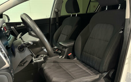 KIA Sportage IV рестайлинг, 2019 год, 2 000 000 рублей, 9 фотография