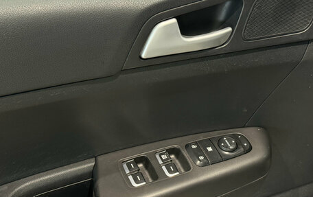 KIA Sportage IV рестайлинг, 2019 год, 2 000 000 рублей, 8 фотография