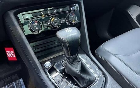 Volkswagen Tiguan II, 2021 год, 2 290 000 рублей, 6 фотография