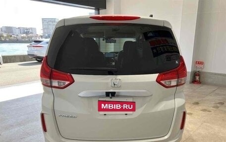 Honda Freed II, 2023 год, 1 472 000 рублей, 7 фотография