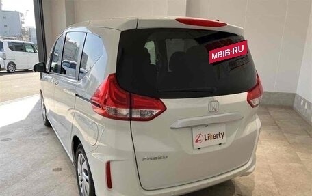 Honda Freed II, 2023 год, 1 472 000 рублей, 6 фотография