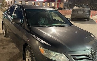 Toyota Camry, 2011 год, 975 000 рублей, 1 фотография