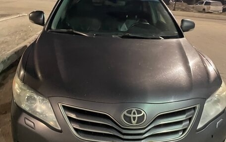 Toyota Camry, 2011 год, 975 000 рублей, 3 фотография