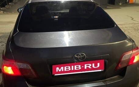 Toyota Camry, 2011 год, 975 000 рублей, 4 фотография