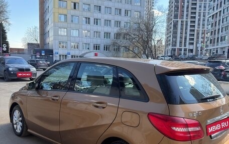 Mercedes-Benz B-Класс, 2013 год, 1 490 000 рублей, 4 фотография