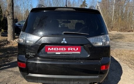 Mitsubishi Outlander III рестайлинг 3, 2006 год, 900 000 рублей, 6 фотография