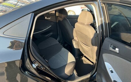 Hyundai Solaris II рестайлинг, 2012 год, 700 000 рублей, 12 фотография