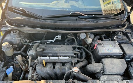 Hyundai Solaris II рестайлинг, 2012 год, 700 000 рублей, 15 фотография