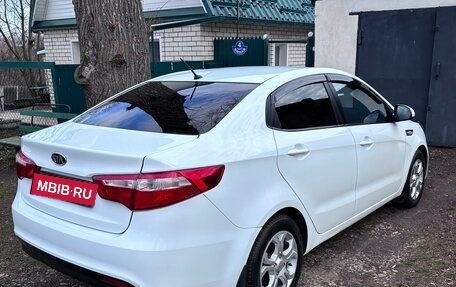 KIA Rio III рестайлинг, 2012 год, 710 000 рублей, 3 фотография