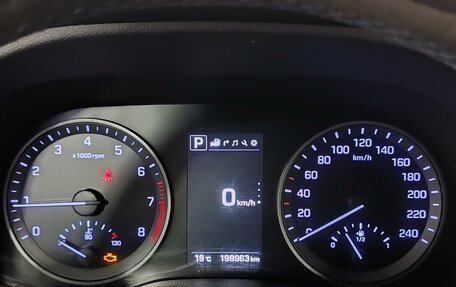 Hyundai Tucson III, 2018 год, 1 999 000 рублей, 13 фотография