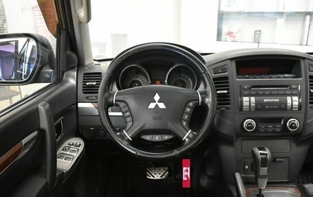 Mitsubishi Pajero IV, 2011 год, 2 190 000 рублей, 8 фотография