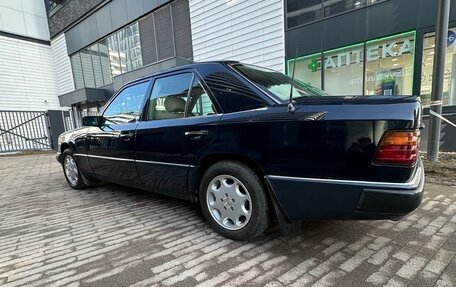 Mercedes-Benz E-Класс, 1992 год, 1 160 000 рублей, 8 фотография