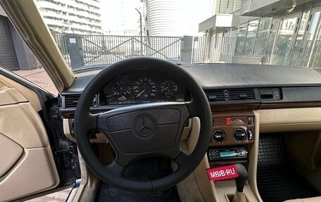 Mercedes-Benz E-Класс, 1992 год, 1 160 000 рублей, 16 фотография
