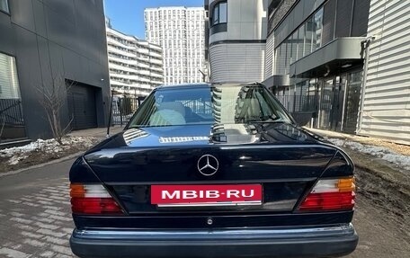 Mercedes-Benz E-Класс, 1992 год, 1 160 000 рублей, 11 фотография