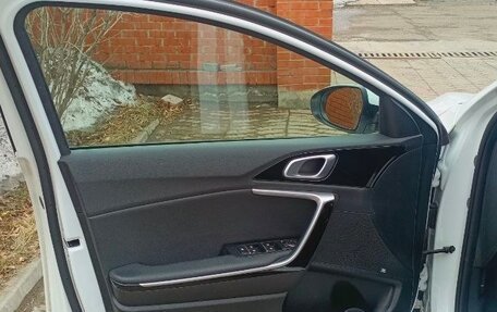 KIA cee'd III, 2022 год, 2 400 000 рублей, 7 фотография