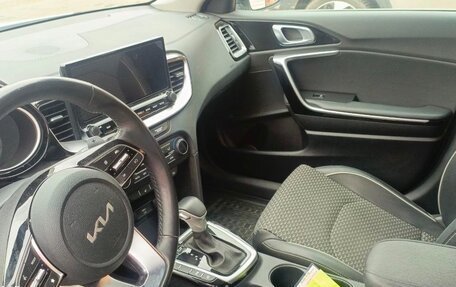 KIA cee'd III, 2022 год, 2 400 000 рублей, 11 фотография