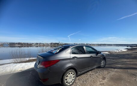 Hyundai Solaris II рестайлинг, 2015 год, 850 000 рублей, 12 фотография