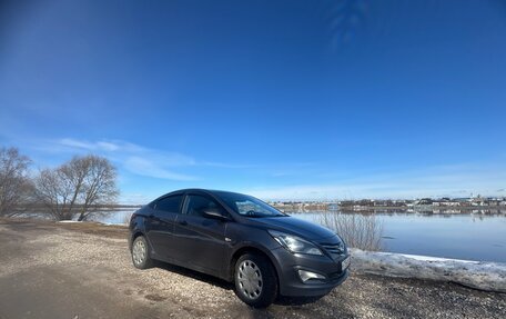 Hyundai Solaris II рестайлинг, 2015 год, 850 000 рублей, 19 фотография