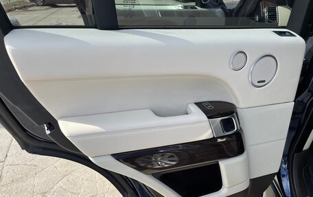 Land Rover Range Rover IV рестайлинг, 2017 год, 5 600 000 рублей, 17 фотография