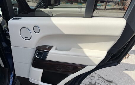 Land Rover Range Rover IV рестайлинг, 2017 год, 5 600 000 рублей, 19 фотография