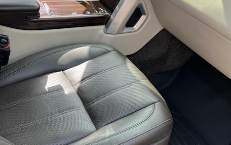 Land Rover Range Rover IV рестайлинг, 2017 год, 5 600 000 рублей, 13 фотография