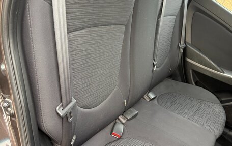 Hyundai Solaris II рестайлинг, 2016 год, 890 000 рублей, 12 фотография