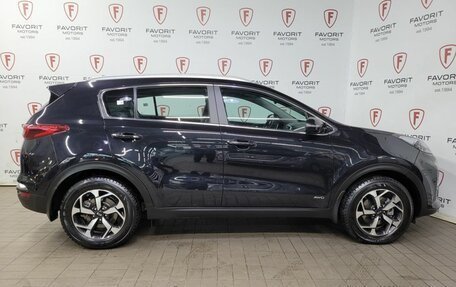 KIA Sportage IV рестайлинг, 2018 год, 2 449 000 рублей, 4 фотография