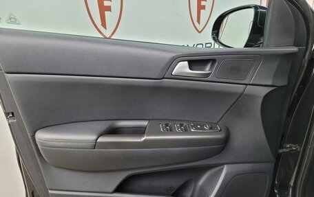 KIA Sportage IV рестайлинг, 2018 год, 2 449 000 рублей, 8 фотография