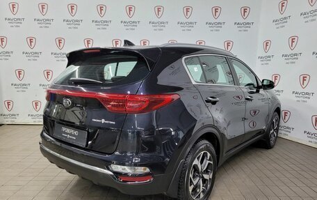 KIA Sportage IV рестайлинг, 2018 год, 2 449 000 рублей, 6 фотография