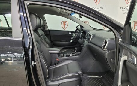 KIA Sportage IV рестайлинг, 2018 год, 2 449 000 рублей, 14 фотография