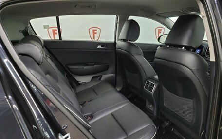 KIA Sportage IV рестайлинг, 2018 год, 2 449 000 рублей, 16 фотография