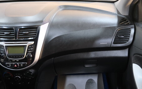 Hyundai Solaris II рестайлинг, 2012 год, 599 000 рублей, 18 фотография