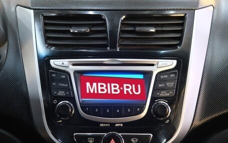 Hyundai Solaris II рестайлинг, 2012 год, 599 000 рублей, 15 фотография