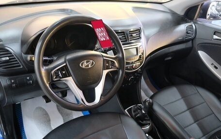 Hyundai Solaris II рестайлинг, 2012 год, 599 000 рублей, 11 фотография