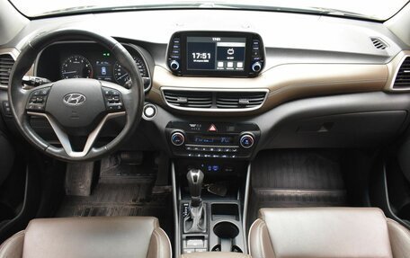 Hyundai Tucson III, 2020 год, 2 250 000 рублей, 10 фотография