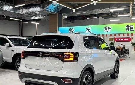Volkswagen T-Cross I, 2023 год, 1 390 000 рублей, 4 фотография