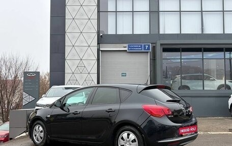 Opel Astra J, 2013 год, 663 000 рублей, 3 фотография